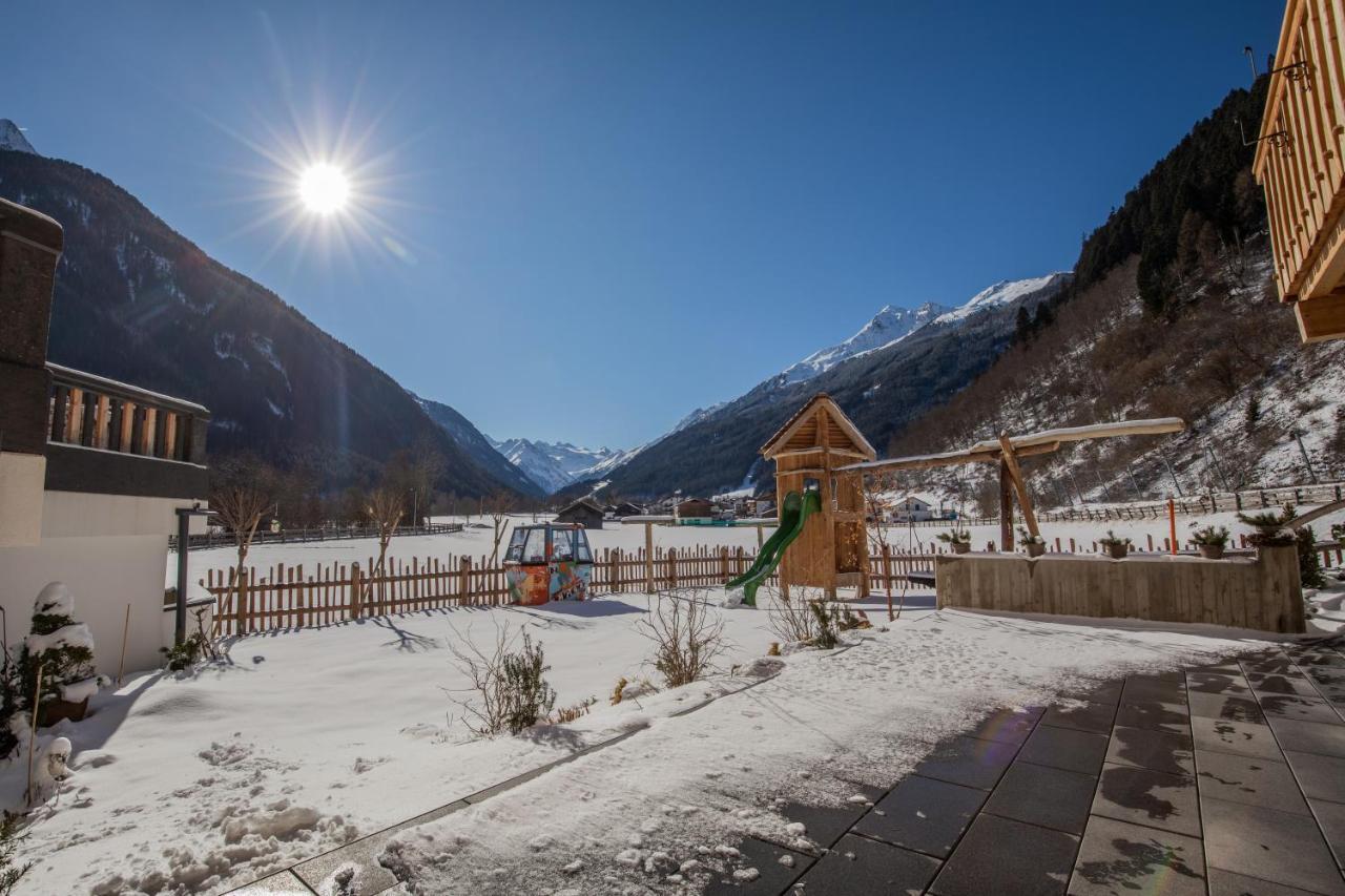 Gastehaus Haus Barbara Lägenhet Neustift im Stubaital Exteriör bild