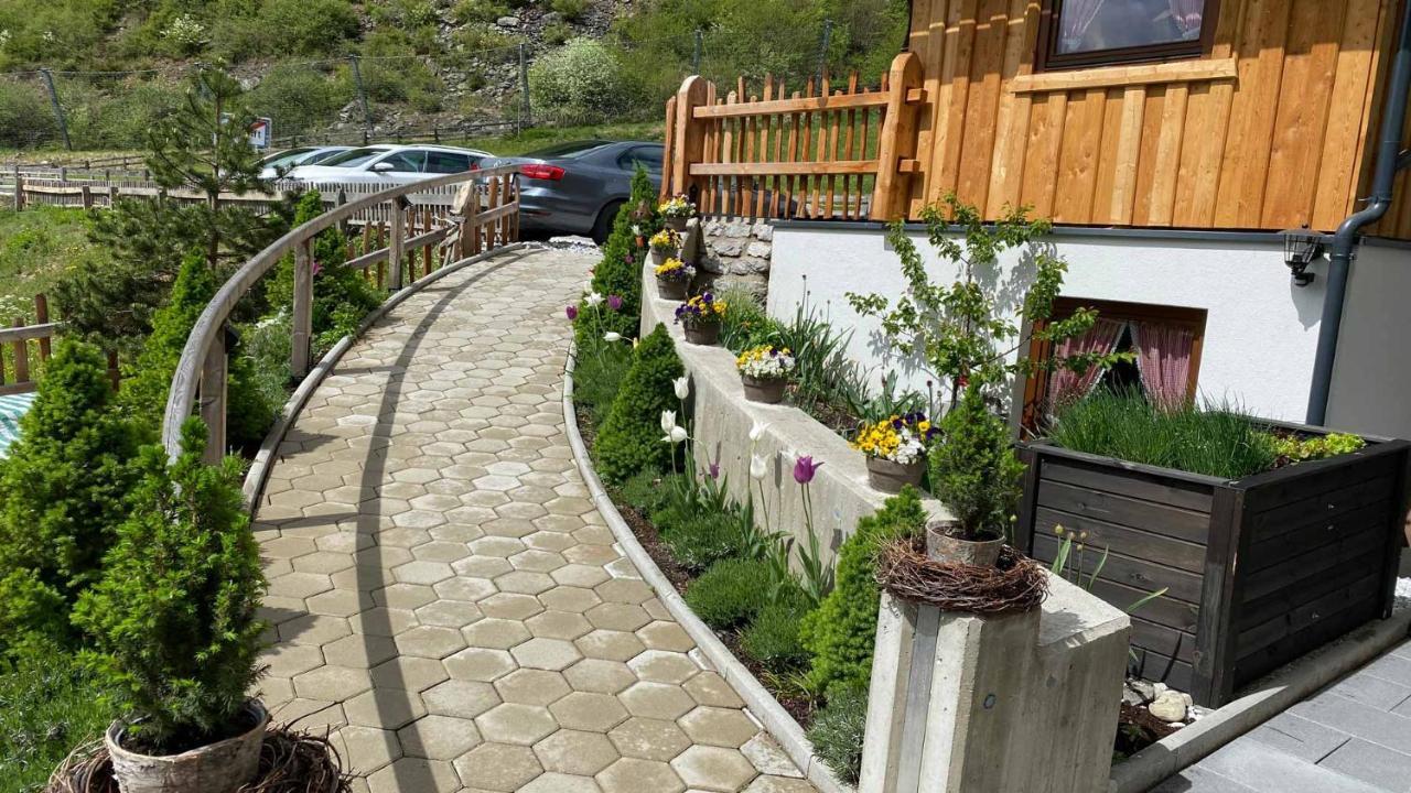 Gastehaus Haus Barbara Lägenhet Neustift im Stubaital Exteriör bild